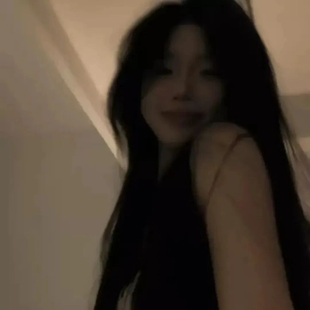 朦胧感女生头像