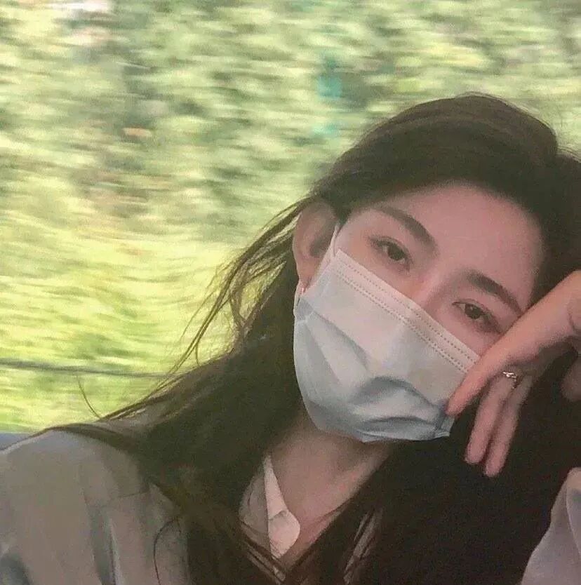 小清新不露脸女生头像
