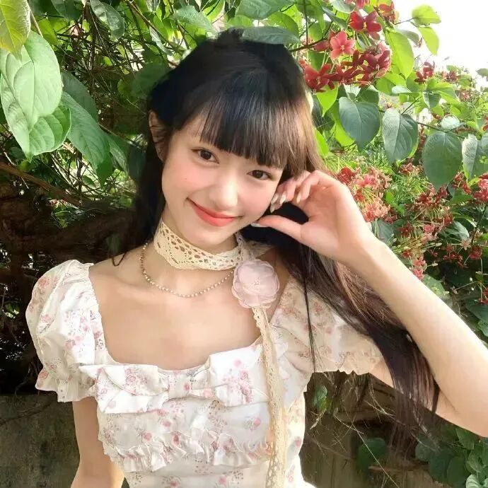 甜妹爱笑女生头像