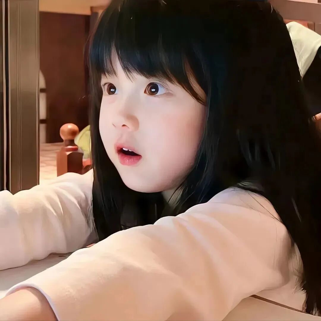 小女孩萌娃头像