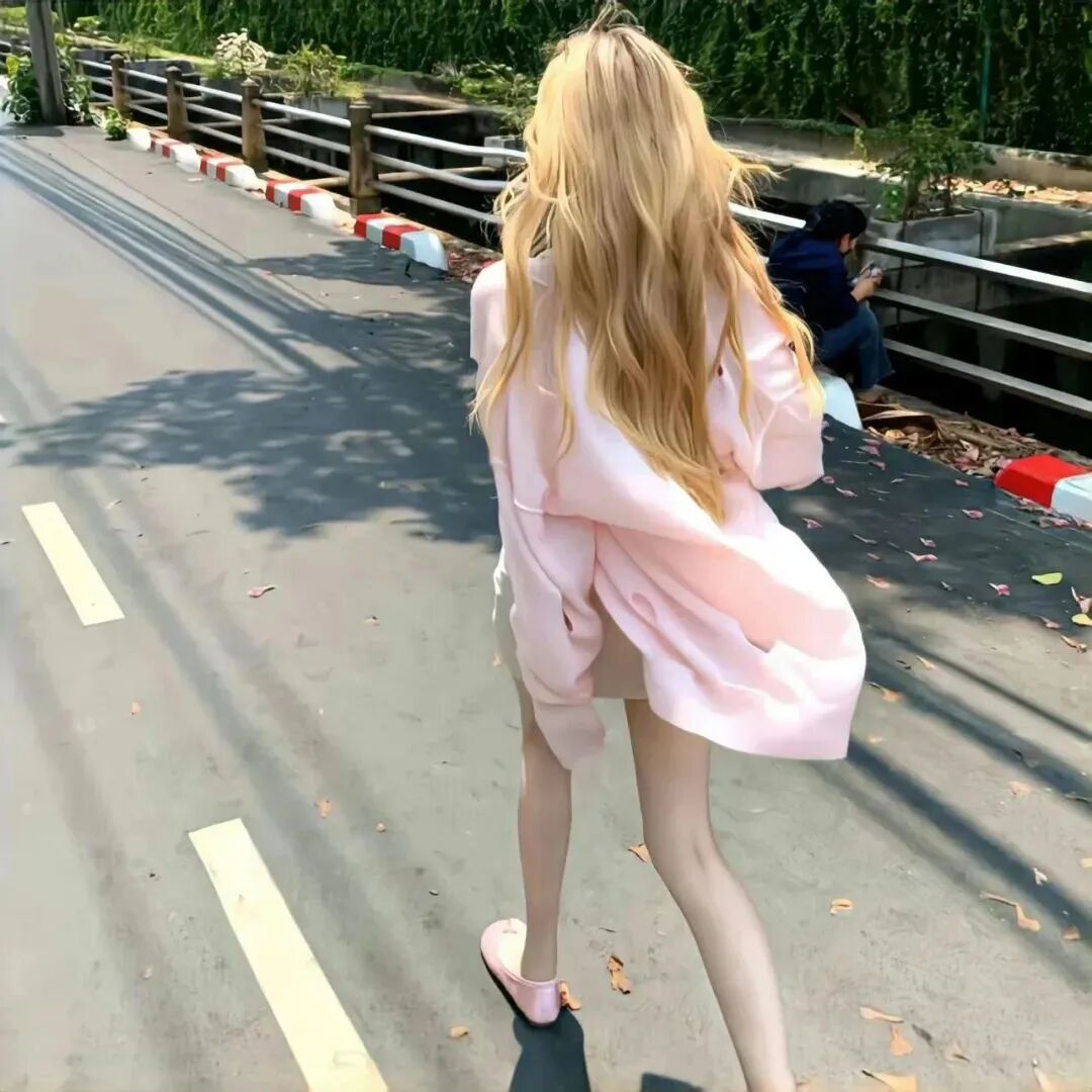 不露脸女生头像