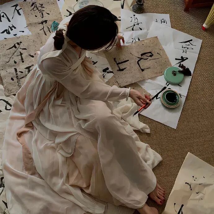 古风不露脸女生头像