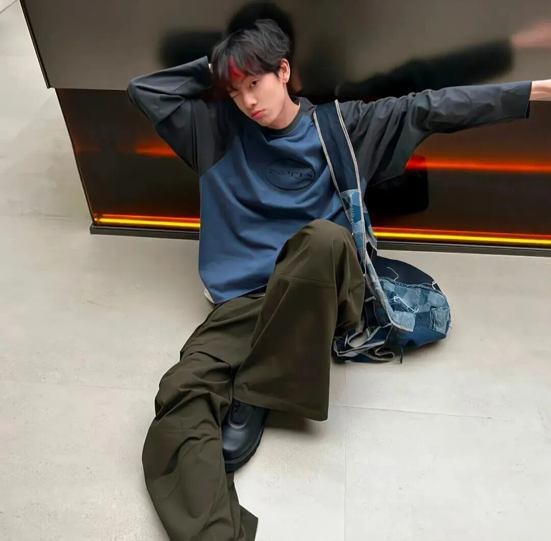 酷酷男生头像