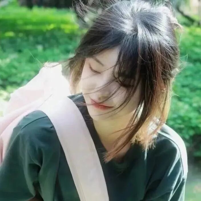 小清新女生头像