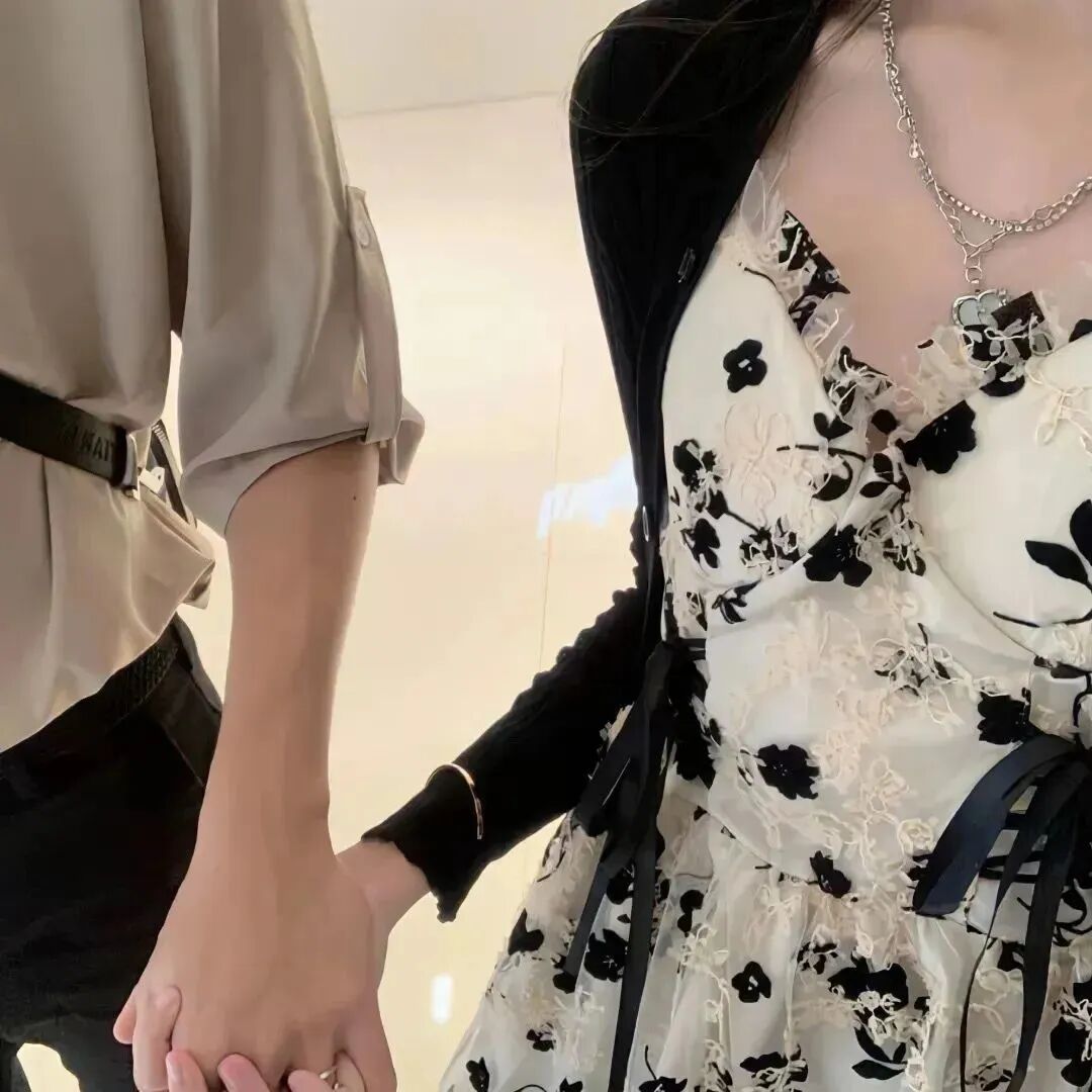 qltxqsba真人情侣头像