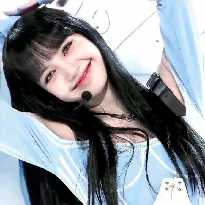 lisa头像甜美爱笑女生头像