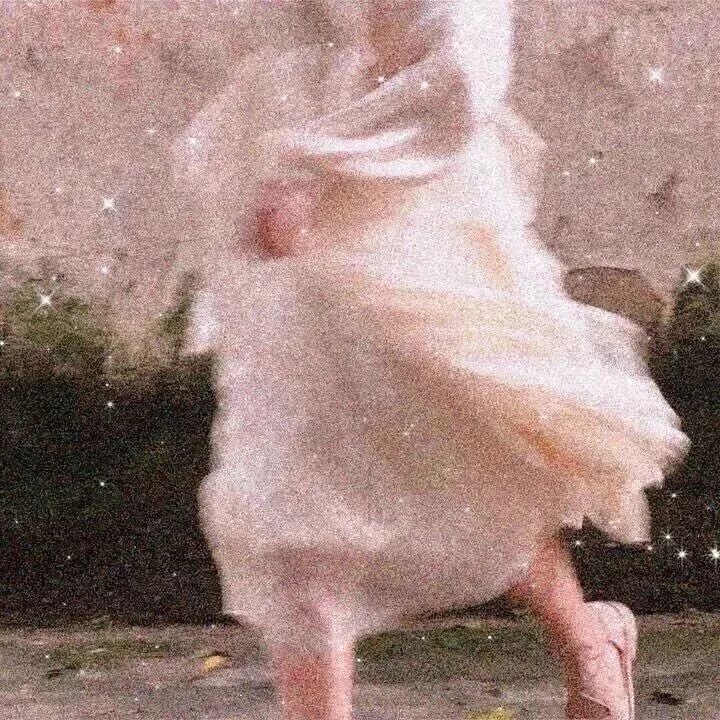 氛围感不露脸女生头像