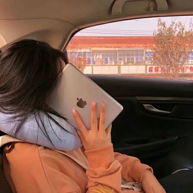 ipad小众不露脸女生头像