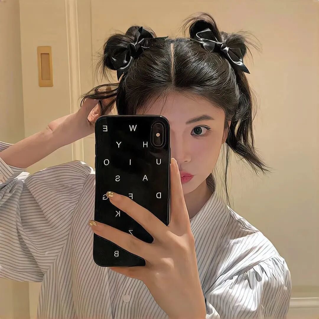 自拍手机女生头像