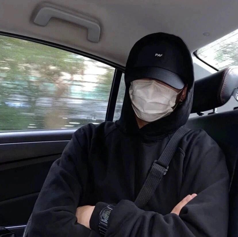 不露脸口罩男生头像