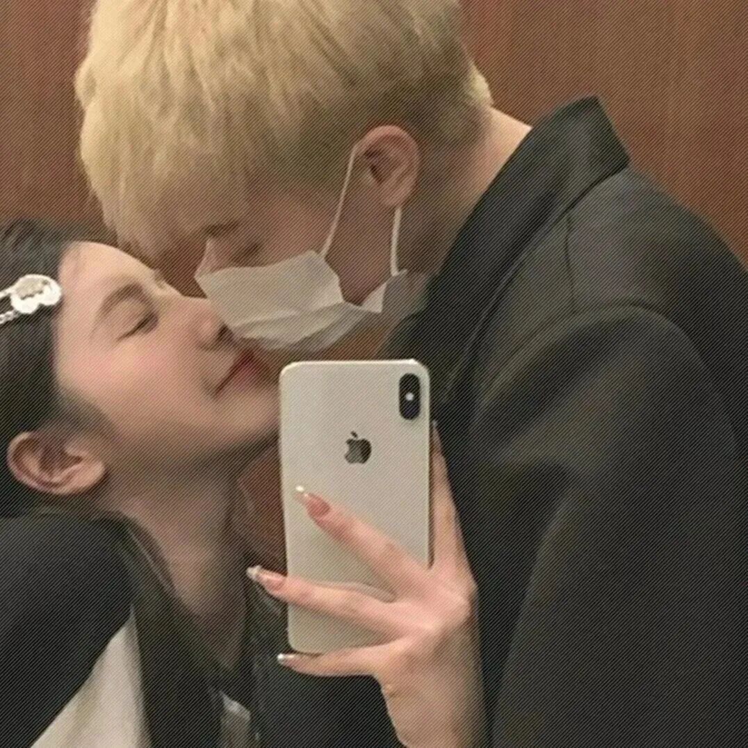 自拍手机真人情侣头像