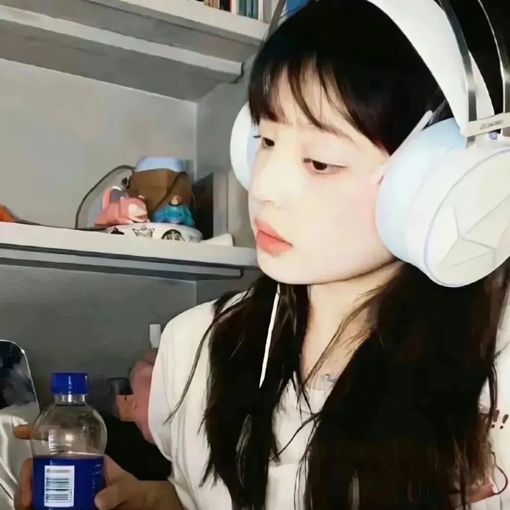 小众侧脸女生头像