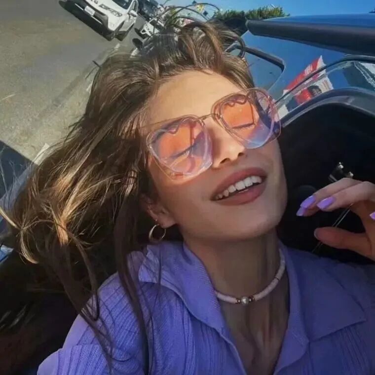 欧美墨镜女生头像