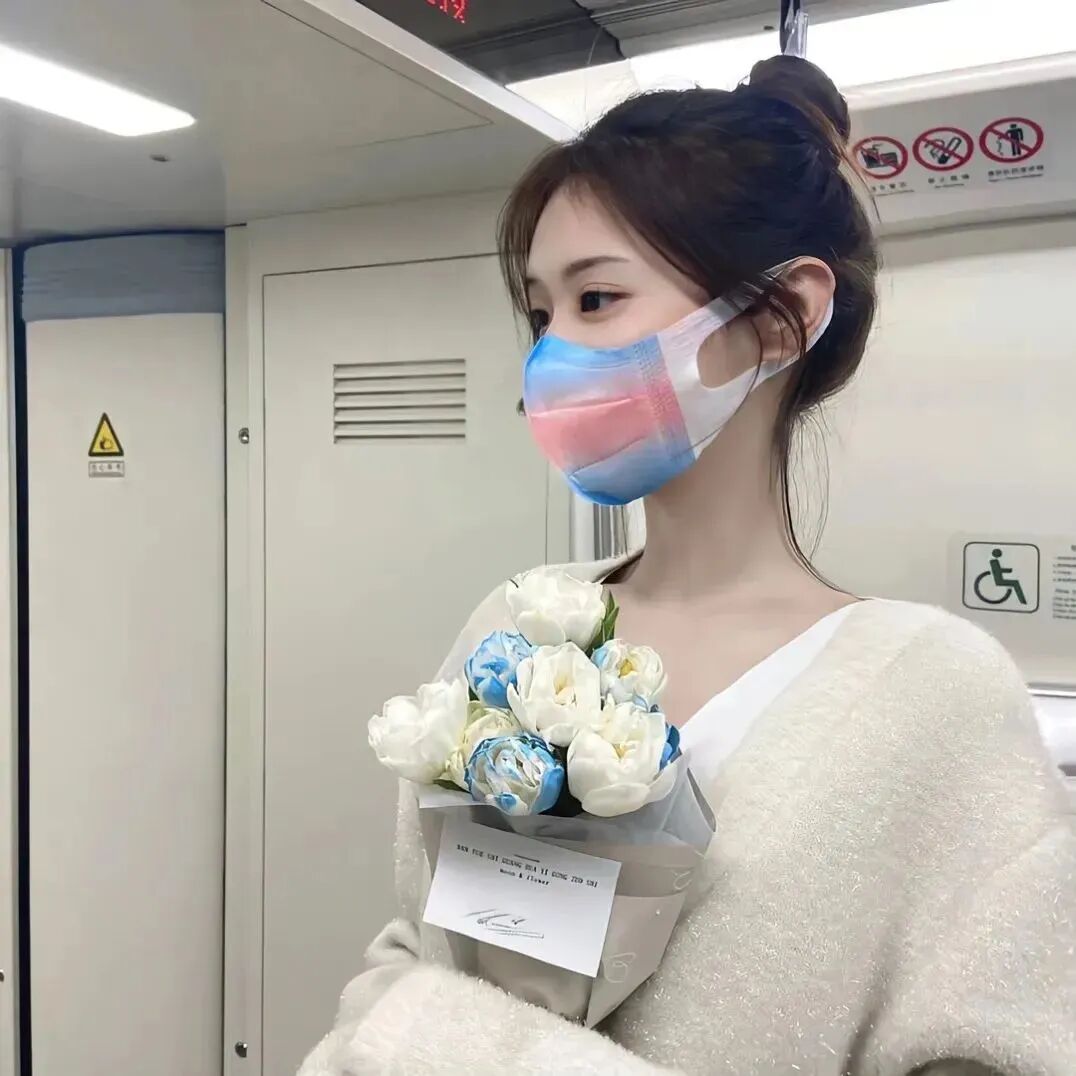 不露脸鲜花女生头像