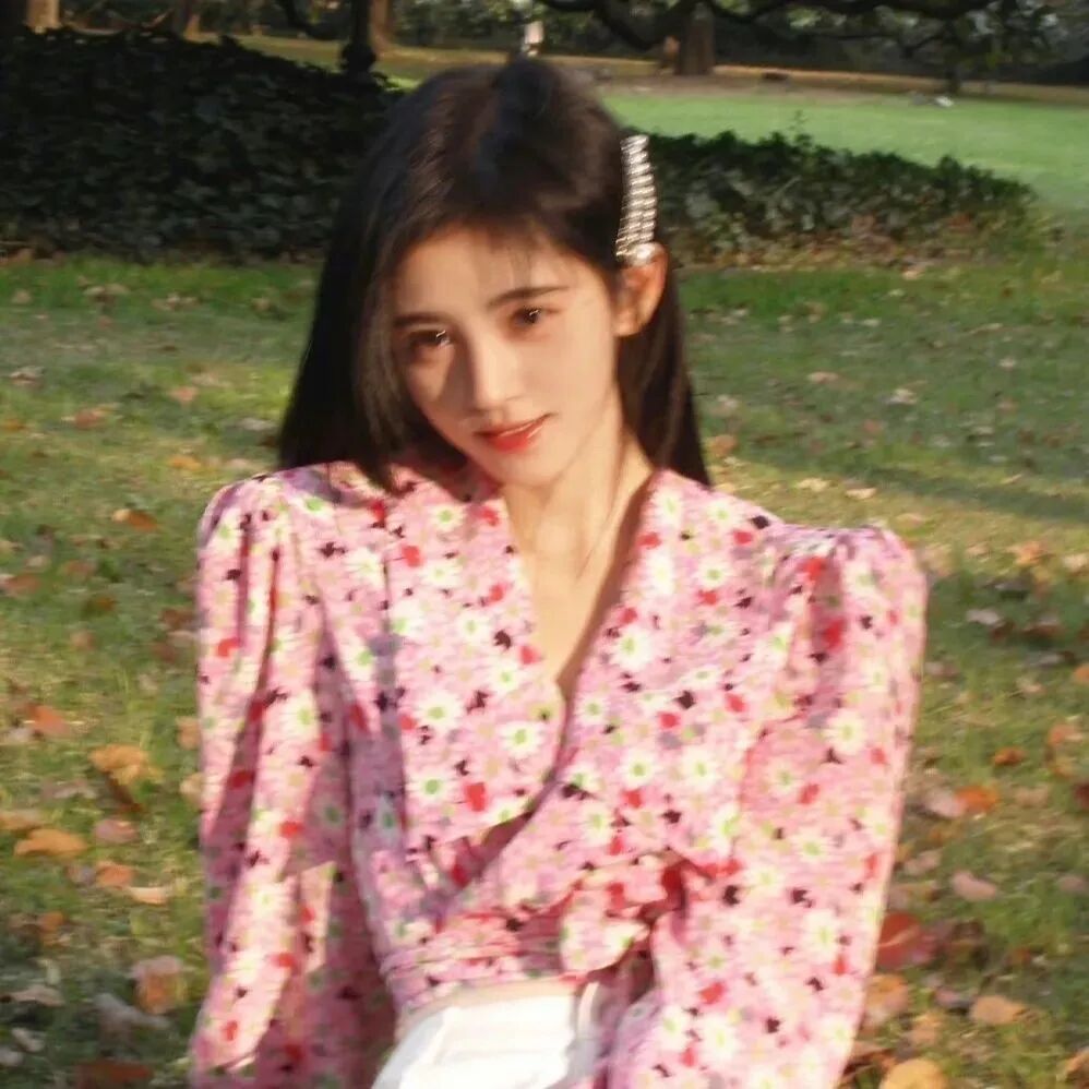 鞠婧祎头像小清新女生头像