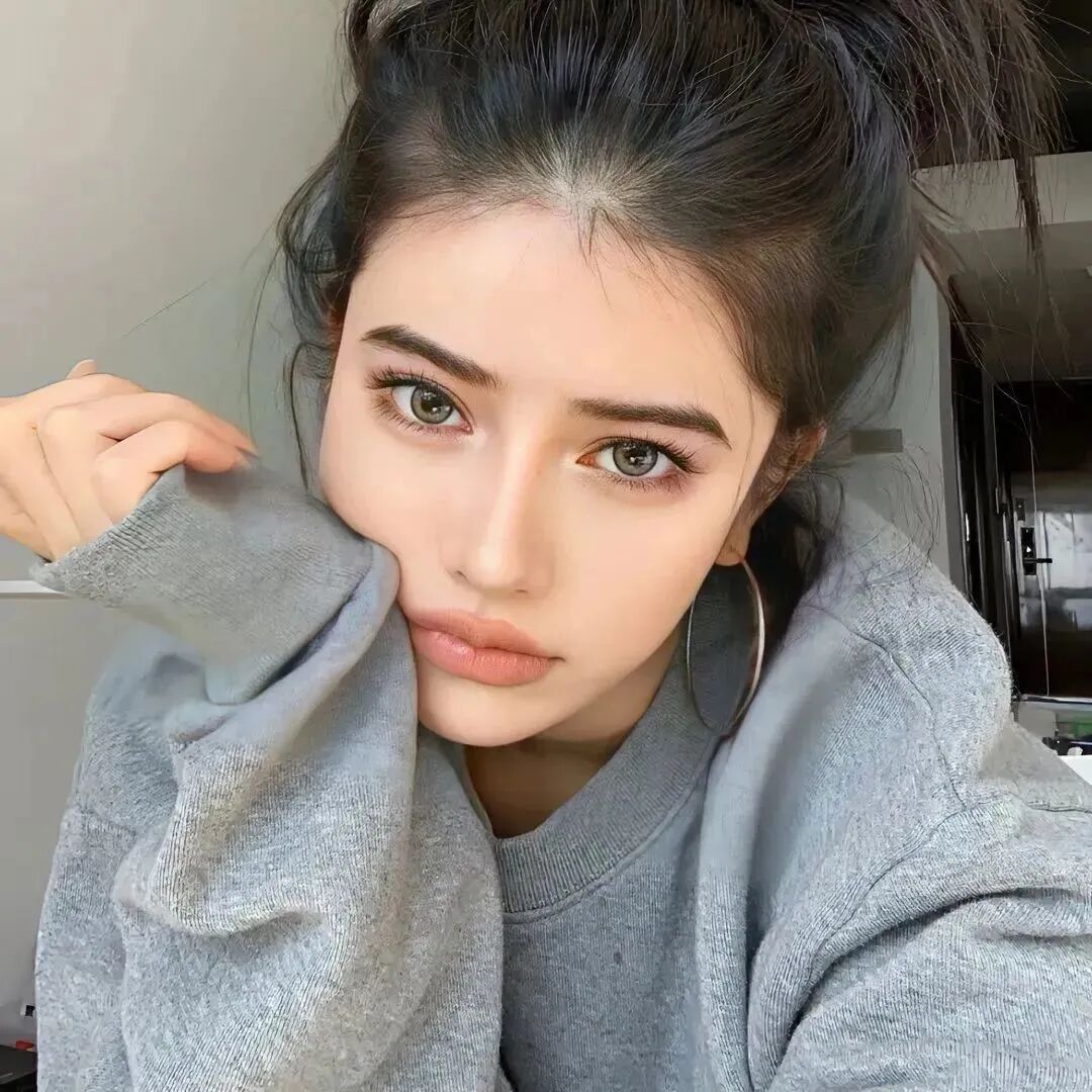 酷酷女生头像