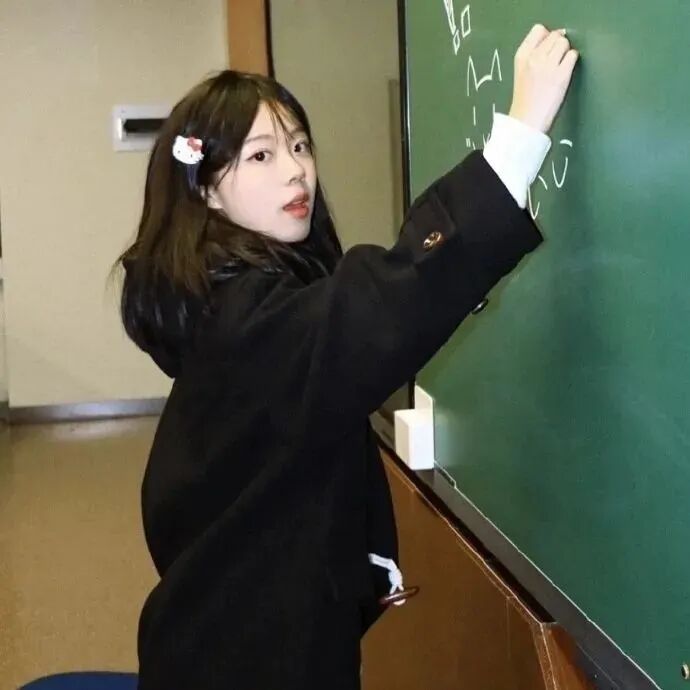 学院风女生头像