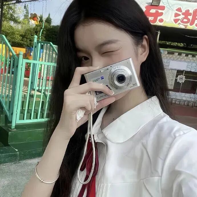 学院风小众女生头像