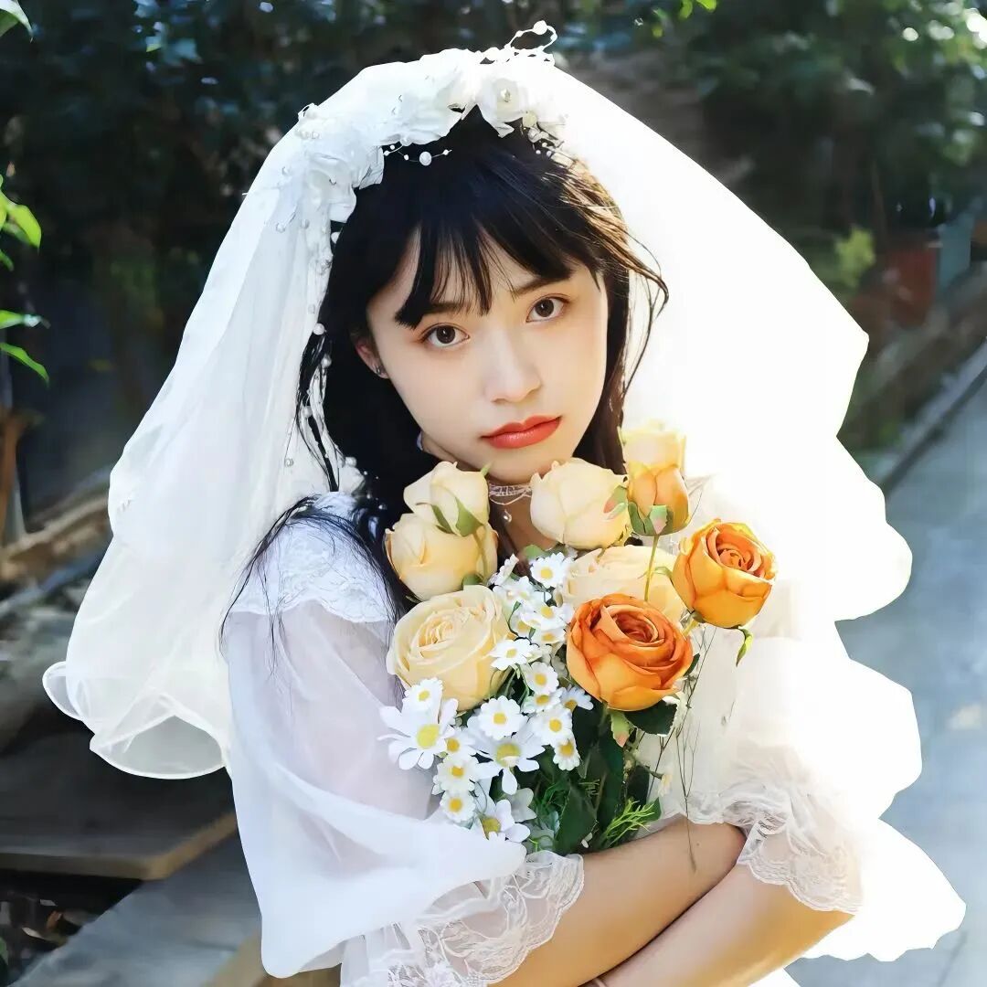 婚纱甜美鲜花氛围感女生头像