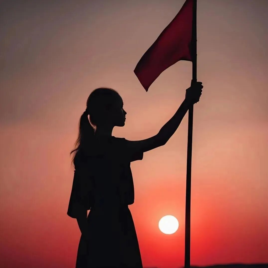 国庆爱国女生头像