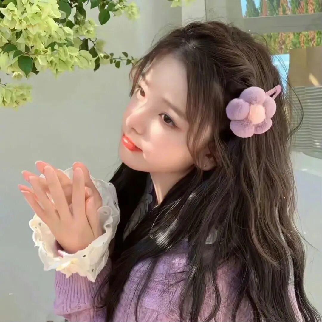 小清新侧脸女生头像