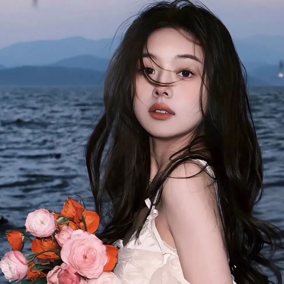 鲜花氛围感海边女生头像