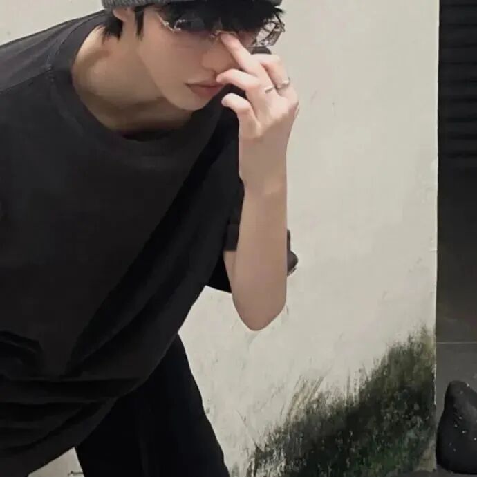 小众男生头像