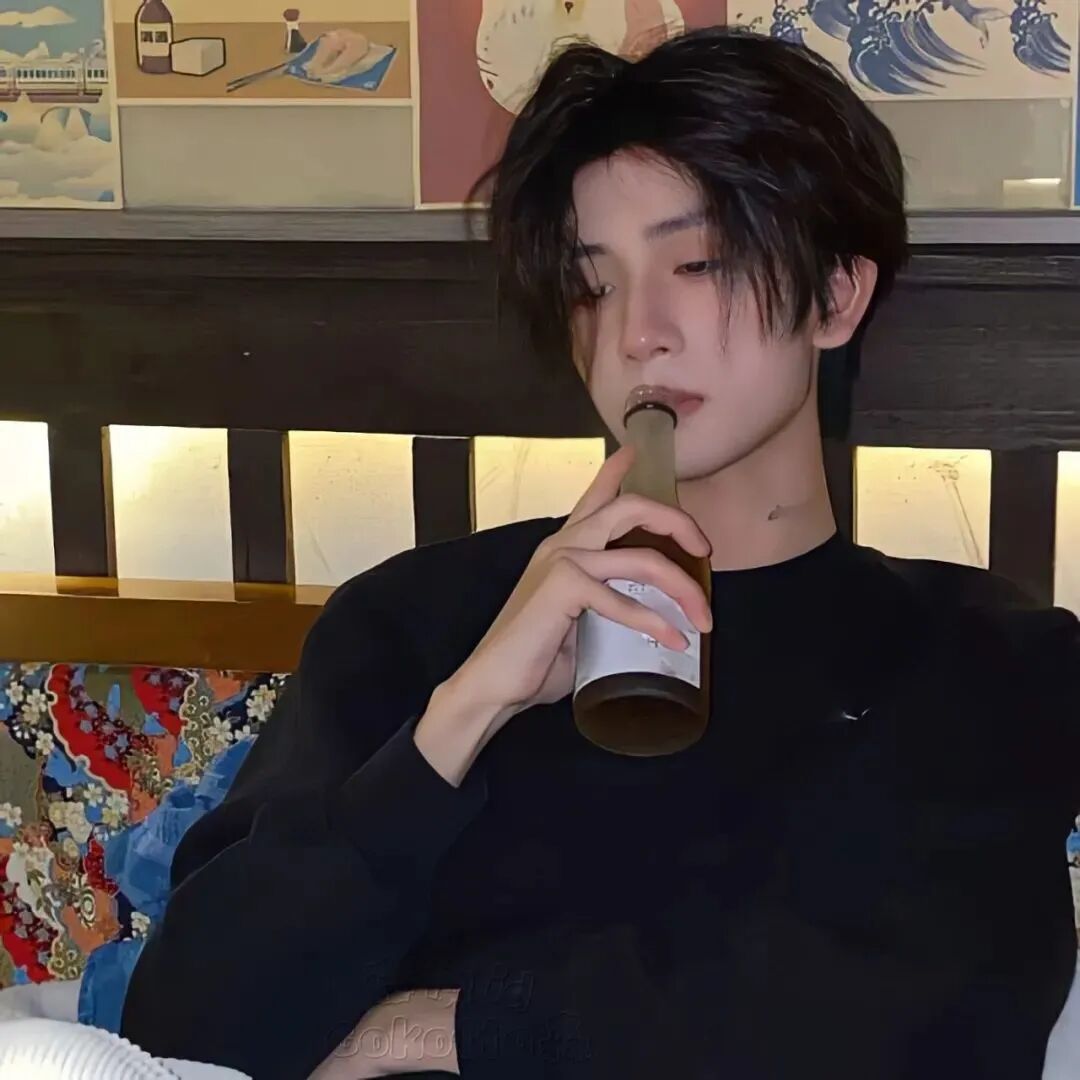 酷酷男生头像