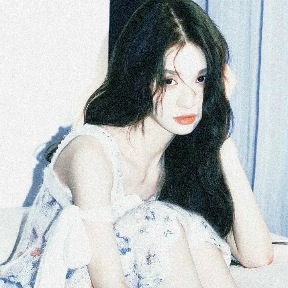 甜美温柔女生头像