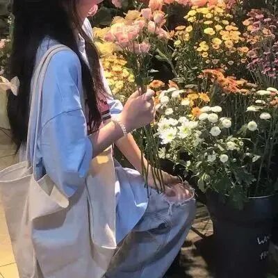 不露脸鲜花二人闺蜜头像真人闺蜜头像
