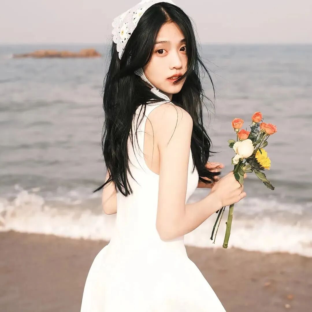 氛围感海边鲜花女生头像