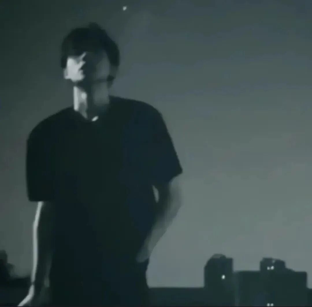 氛围感帅气男生头像