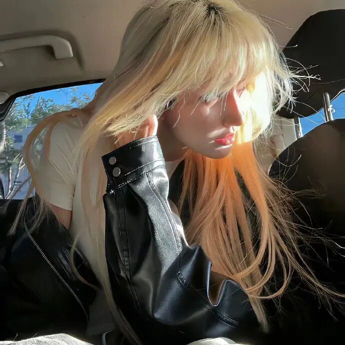光感欧美女生头像