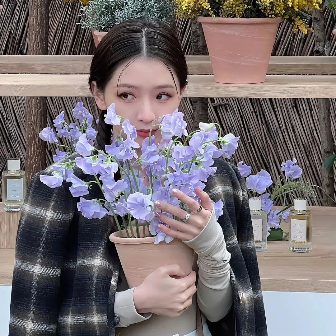 小清新鲜花女生头像