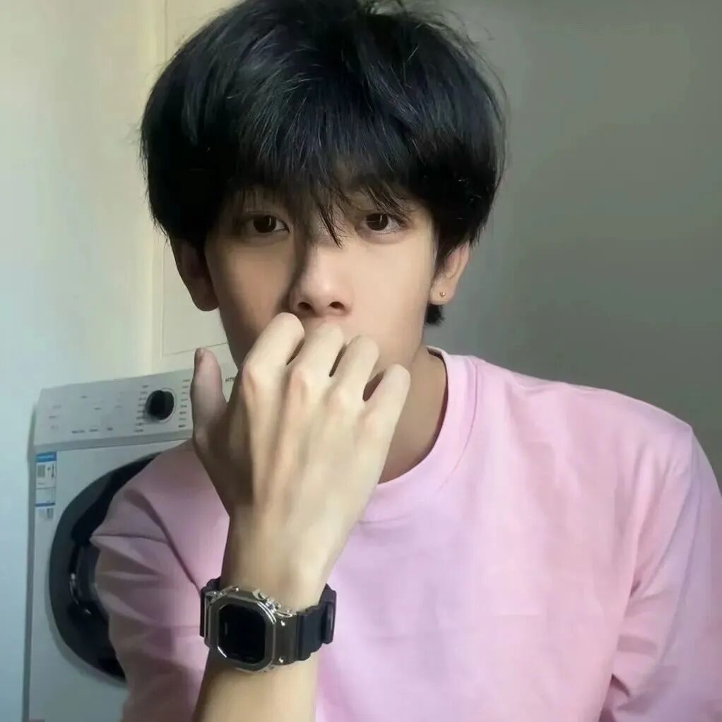 少年感男生头像