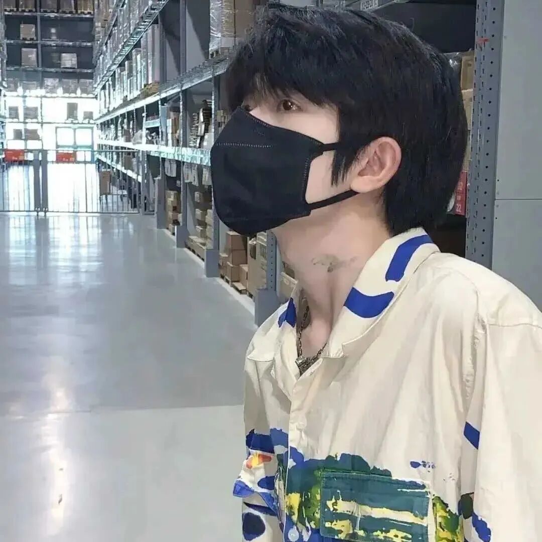 不露脸男生头像
