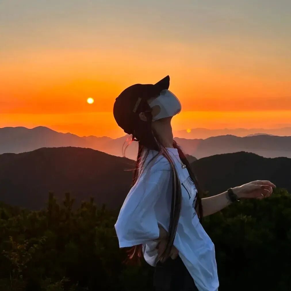 日落不露脸女生头像