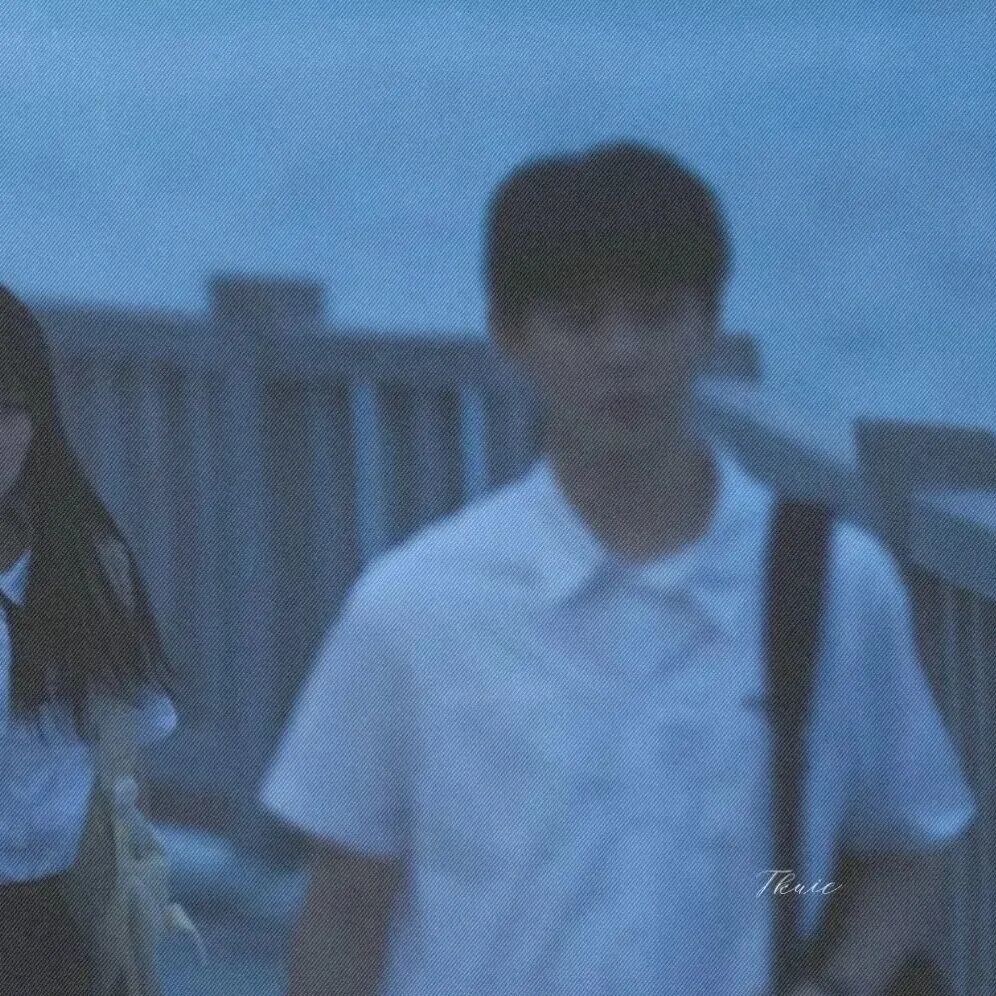 yijingbaqltx学院风意境情侣头像
