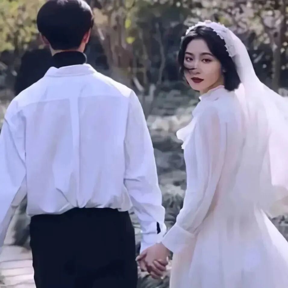 氛围感婚纱真人情侣头像