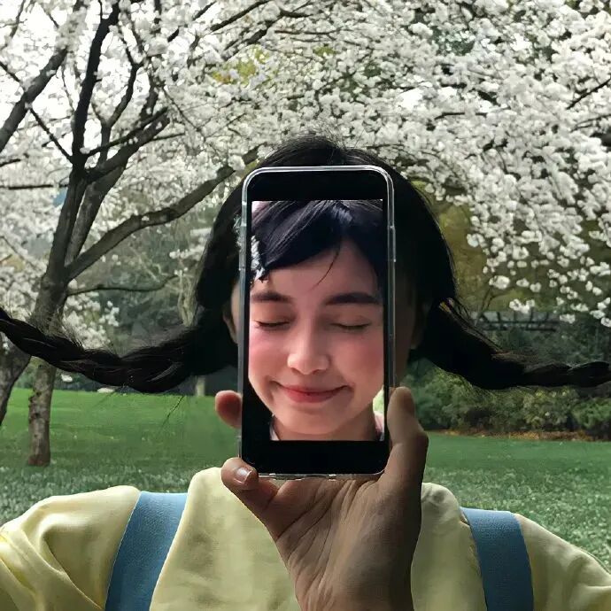 小清新自拍手机女生头像