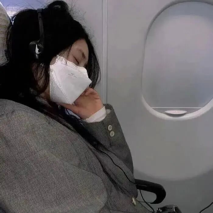 飞机上口罩真人情侣头像