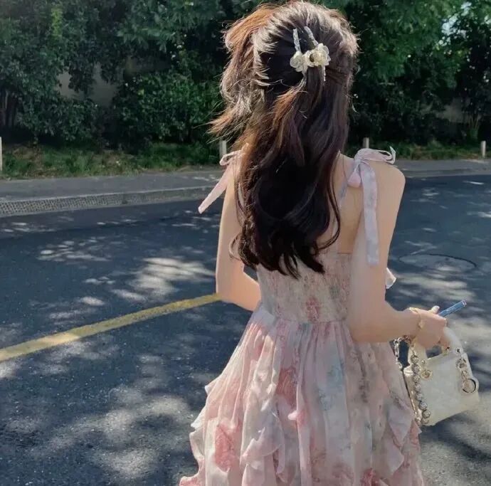 不露脸女生头像