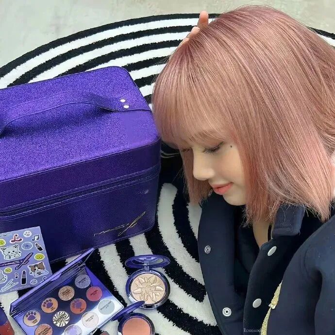 丽萨头像侧脸女生头像
