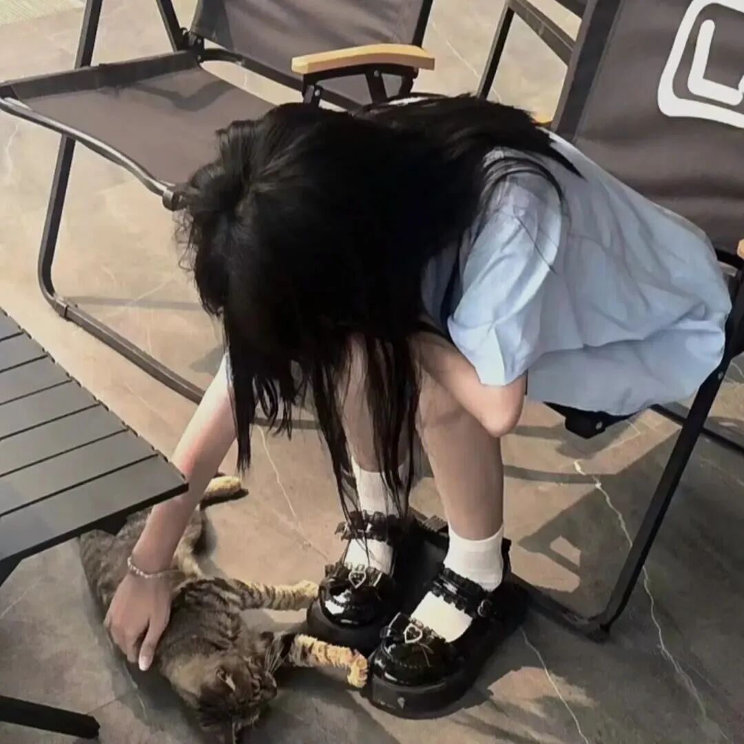 不露脸女生头像