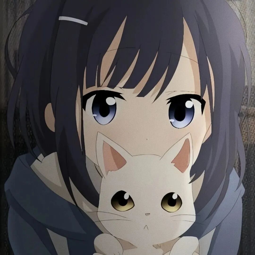 抱着猫咪动漫头像女
