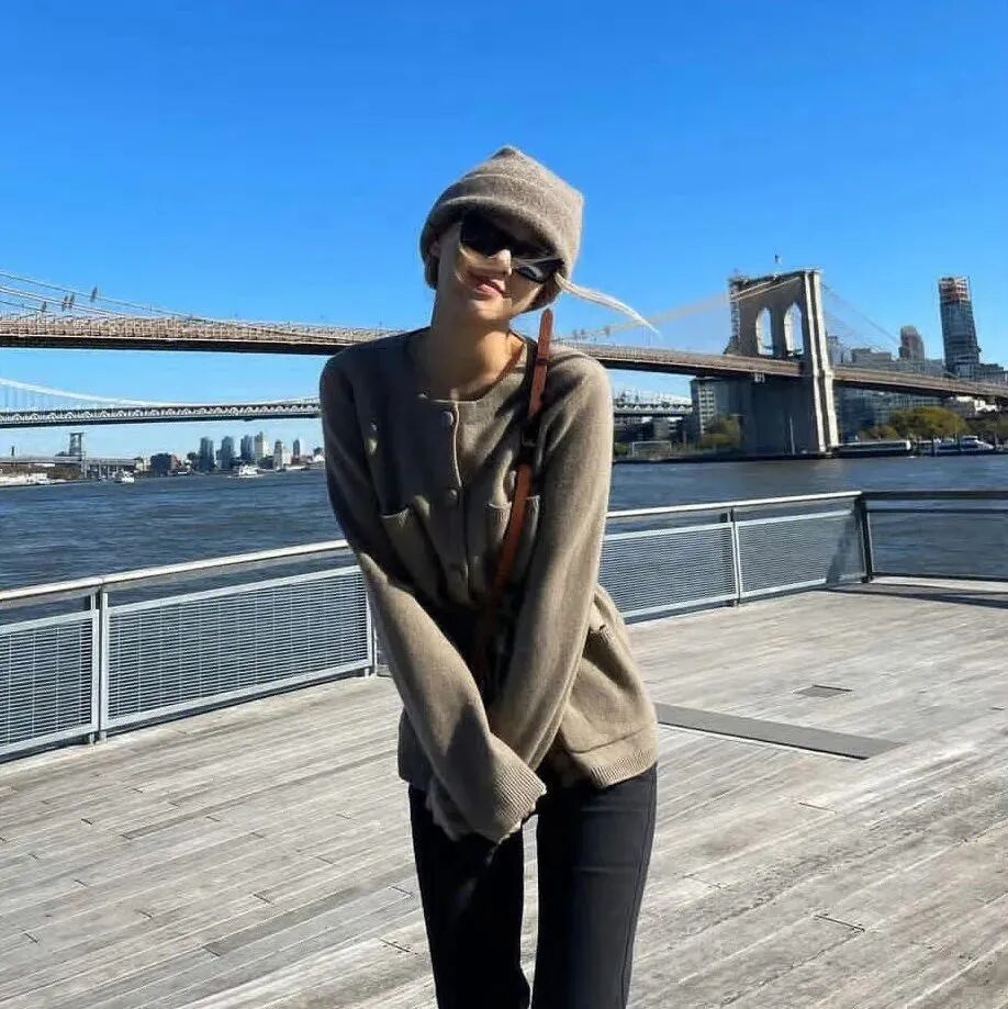 小众墨镜女生头像