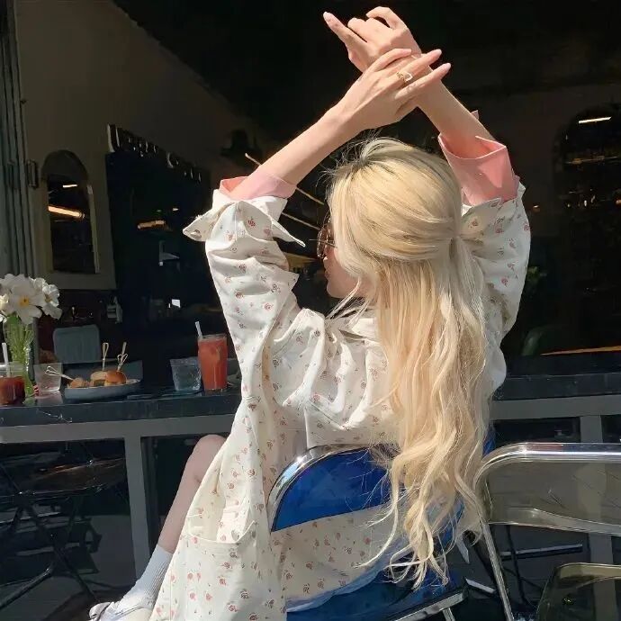 不露脸女生头像