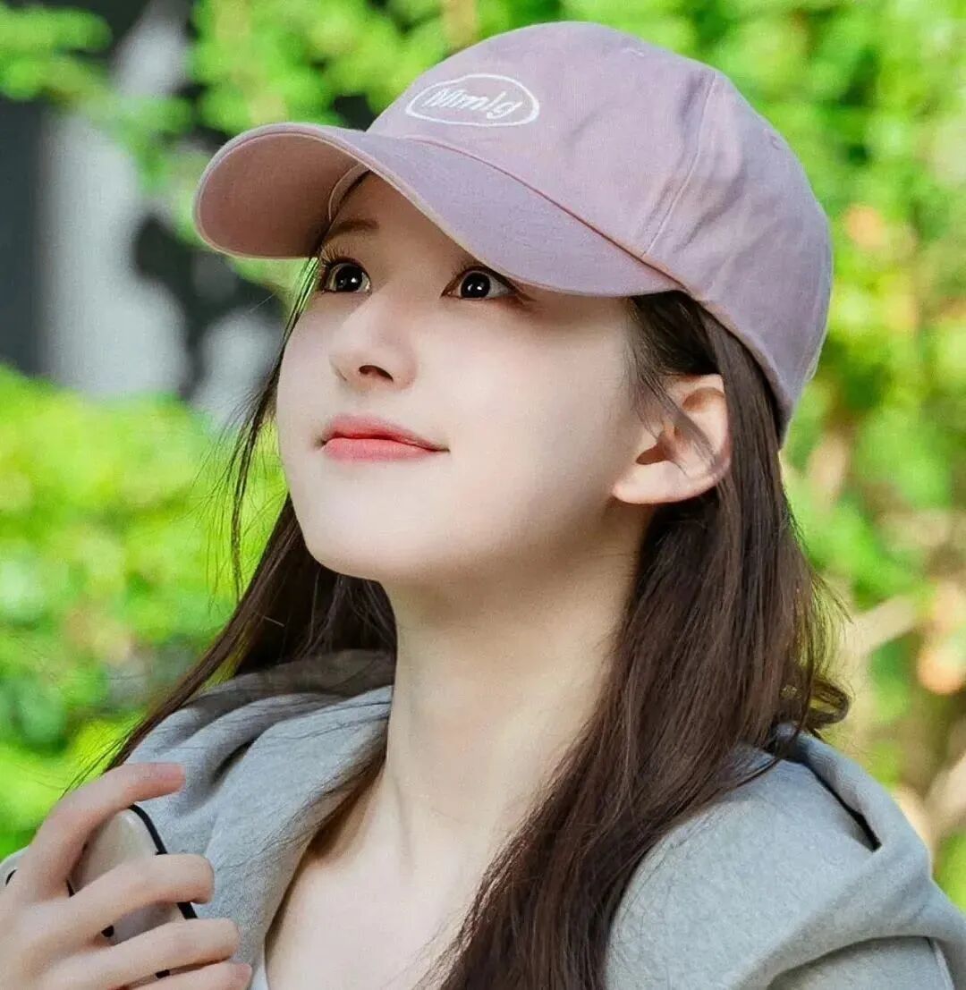 赵露思头像帽子女生头像