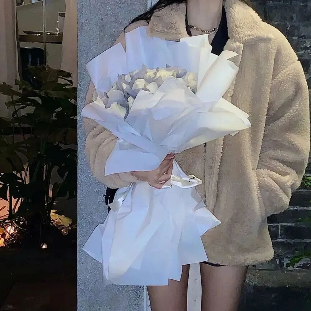 qltxbn鲜花真人情侣头像