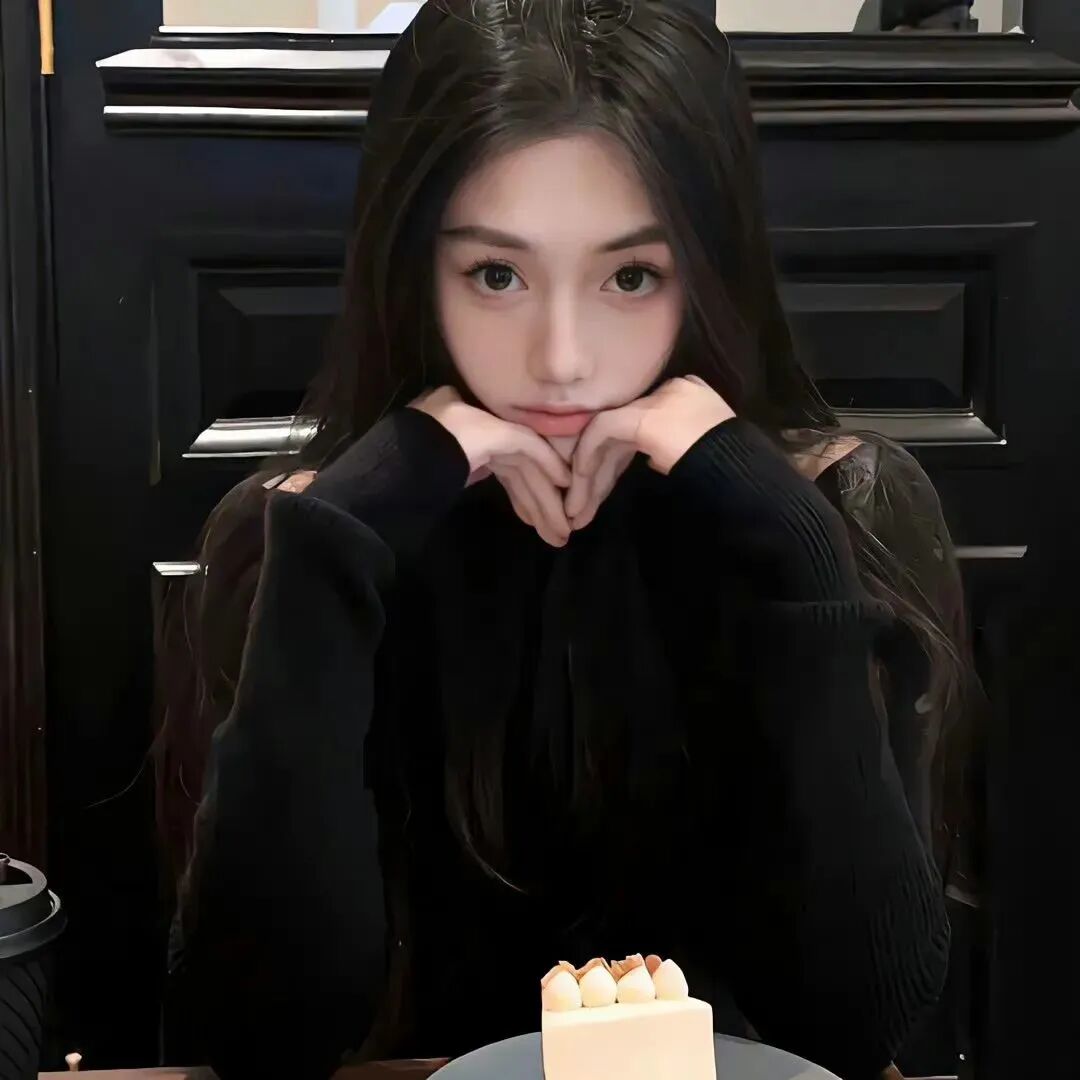 甜美小众女生头像